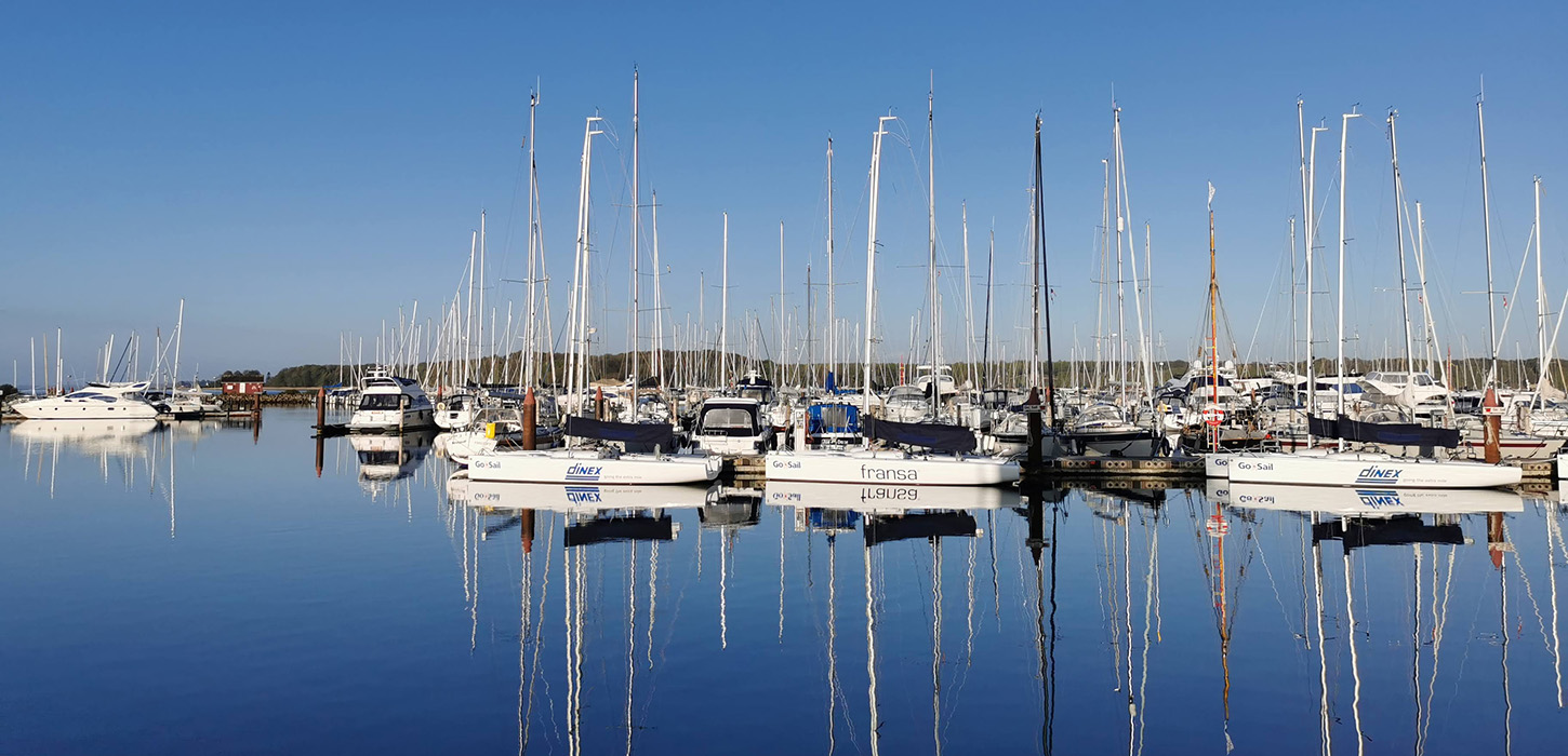 Flot ser det ud i stille vejr - Middelfart Marina