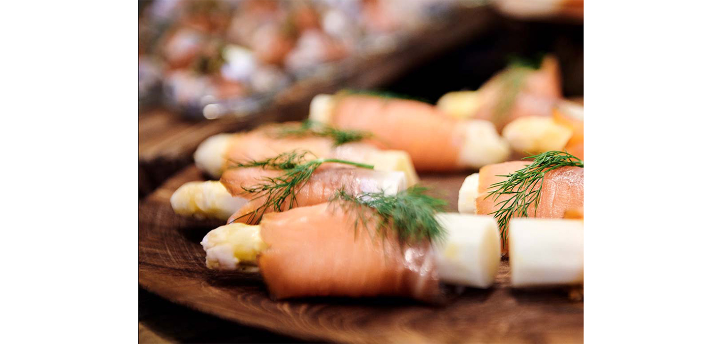 Lakseruller - forret fra Hindsgavl Slot i Middelfart