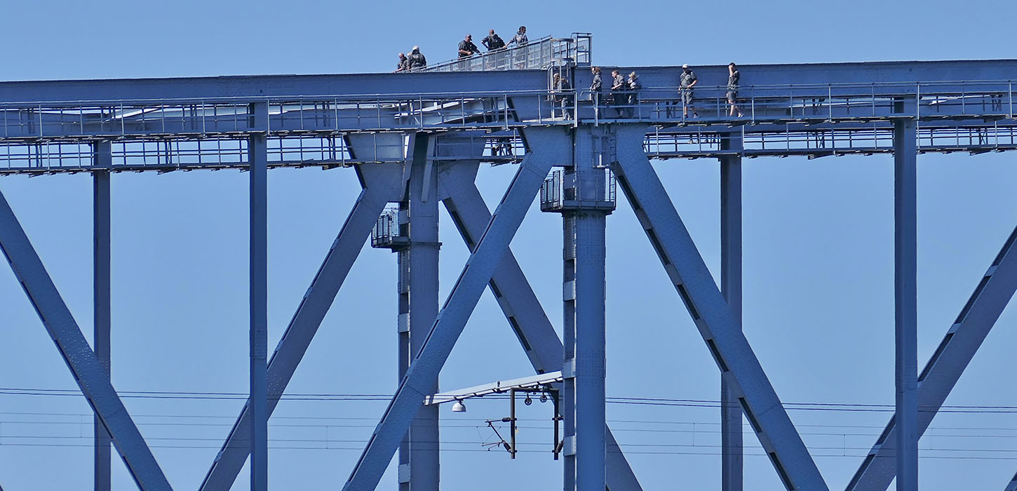Bridgewalking 60 m over Lillebælt