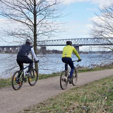 Dejlig cykeltur ved Kongebro i Middelfart