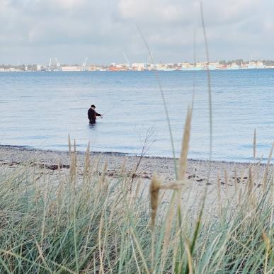 Mand på fisketur 