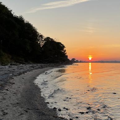 Solnedgang over Båring Vig